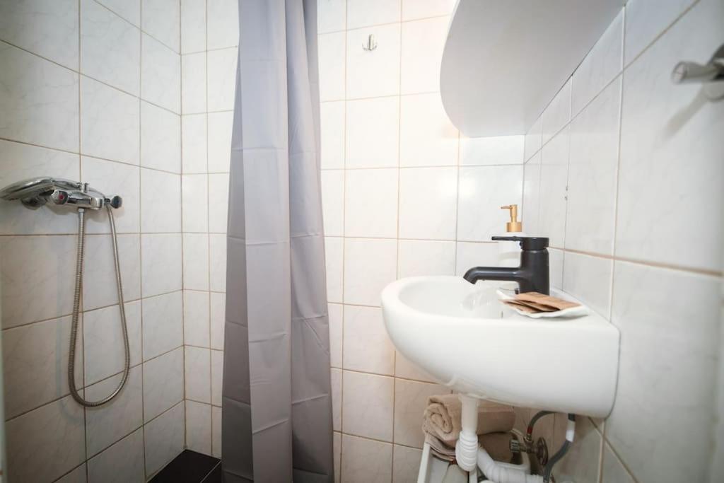 Cozy City Apartments In Center K19 Wina Bagian luar foto